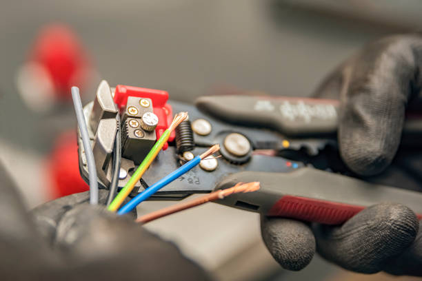 Best Circuit Breaker Repair  in Agua Fria, NM